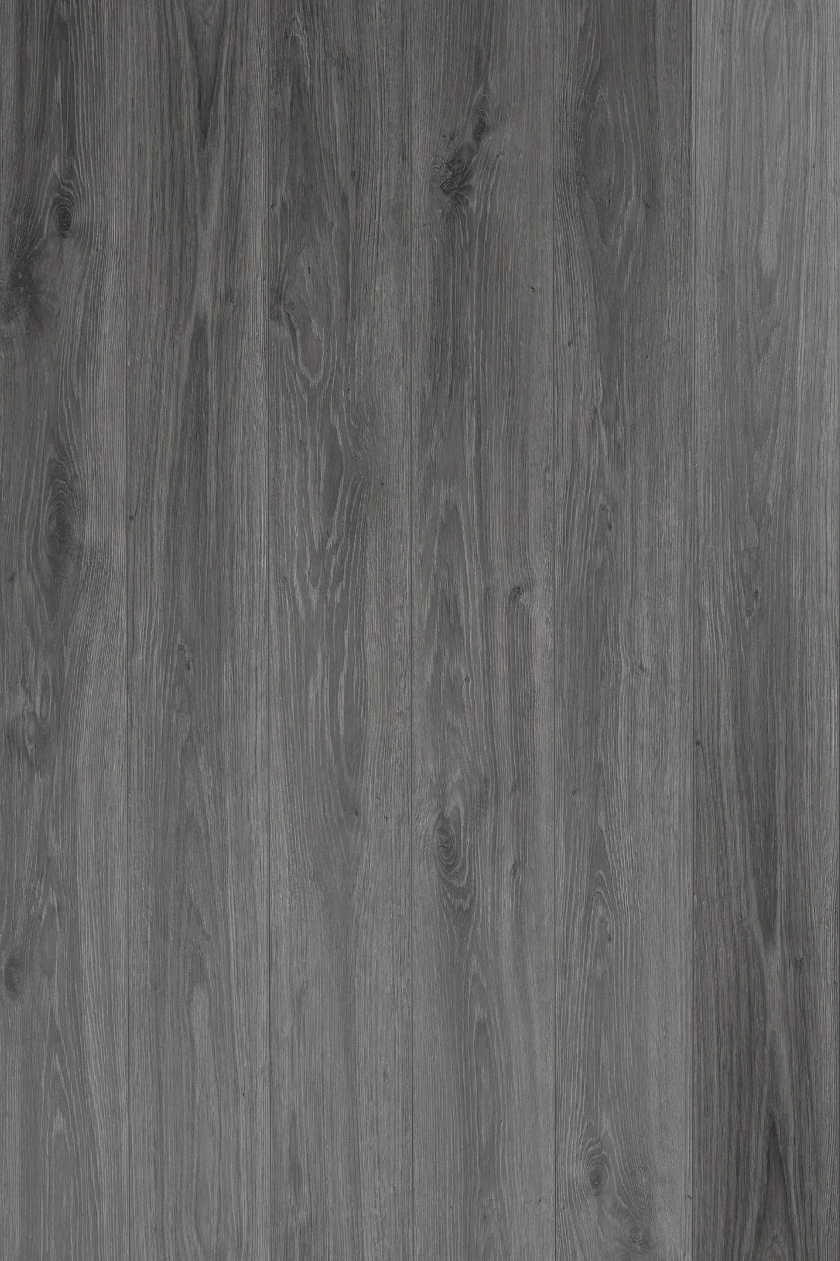 Stone Oak — Luxury Edition installed surface detail